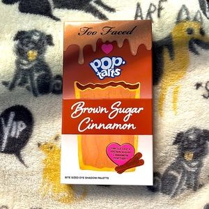 Too Faced - Pop-Tarts Brown Sugar Cinnamon Mini Eye Shadow Palette - brand new